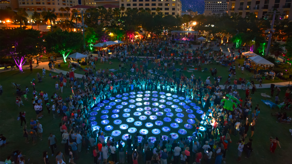 Reflect by Jen Lewin Hundreds of people gathered around Reflect by light artist Jen Lewin