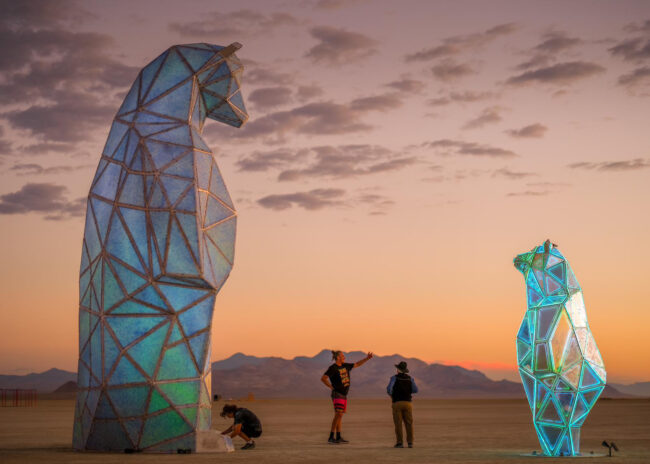 The Ursas by Jen Lewin. Photo by Mattias Löw @ml_docphotography, Burning Man 2023